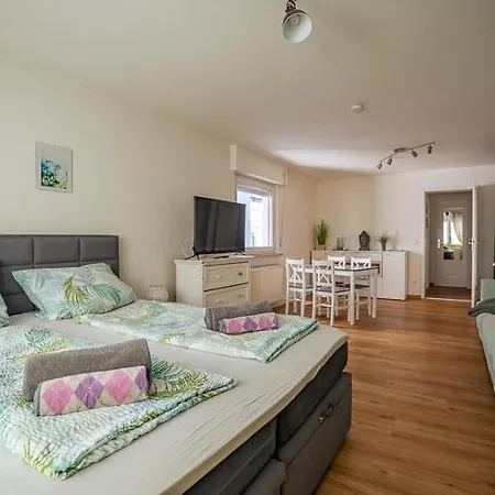 Апартаменты Charlotte Stadtoase - Im Herzen Friedrichshafens *